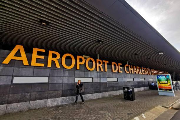 فيلا Charbonnel 4 Bruxelles-Charleroi-Airport المظهر الخارجي الصورة